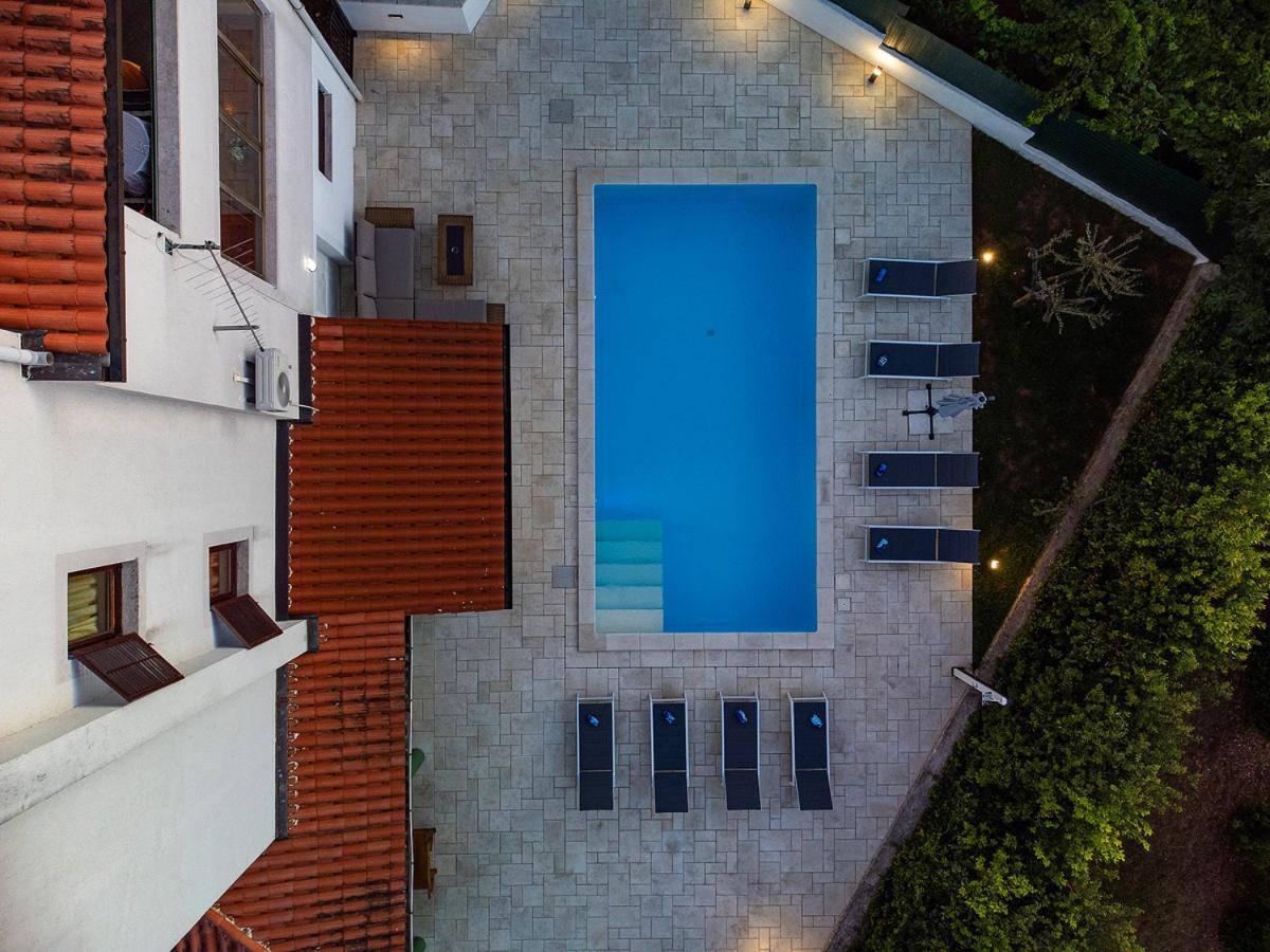 Big Swimming Pool Apartment Monvidal Póla Kültér fotó